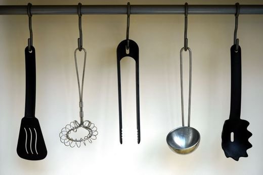 Five-Piece Hanging Utensil Set