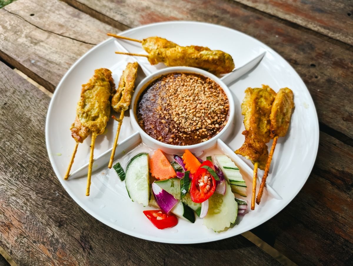 Chicken Satay with Peanut Sauce