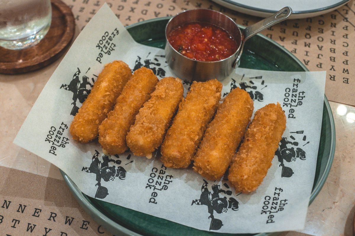 Pull-Apart Mozzarella Sticks