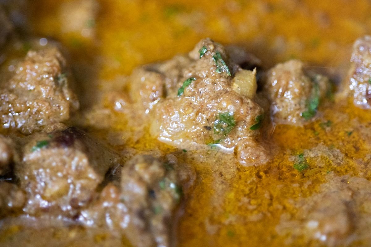 Slow-Simmered Beef and Carrot Stew