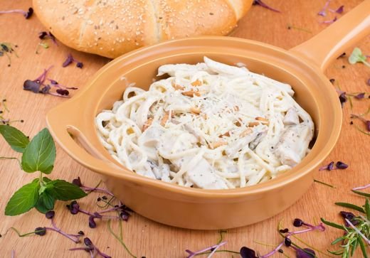 Fettuccine Alfredo