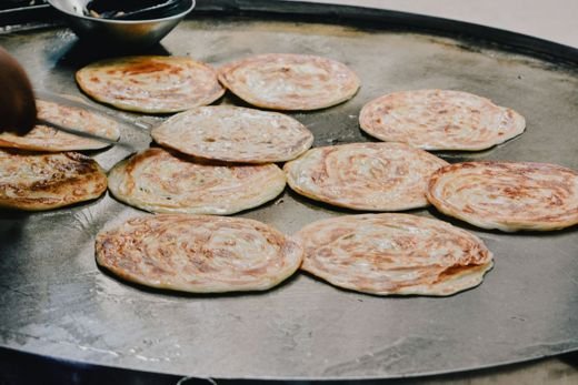 Pillowy Garlic Naan