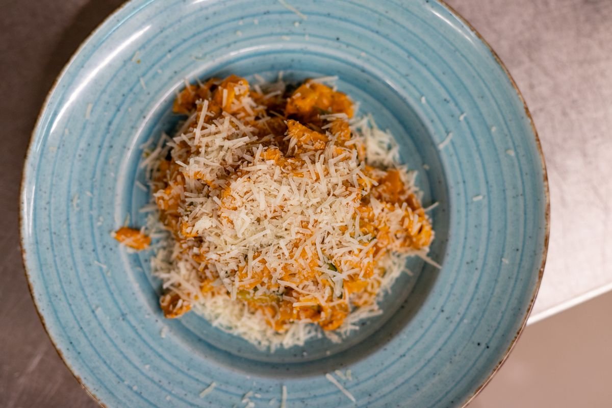 Tortellini in Cream Sauce